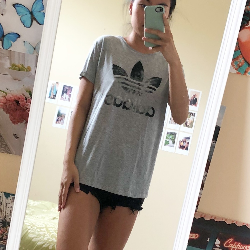 Adidas T-shirt